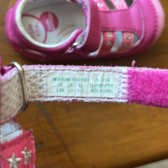 Stride Rite Size 5.5W - Picture 10 of 10